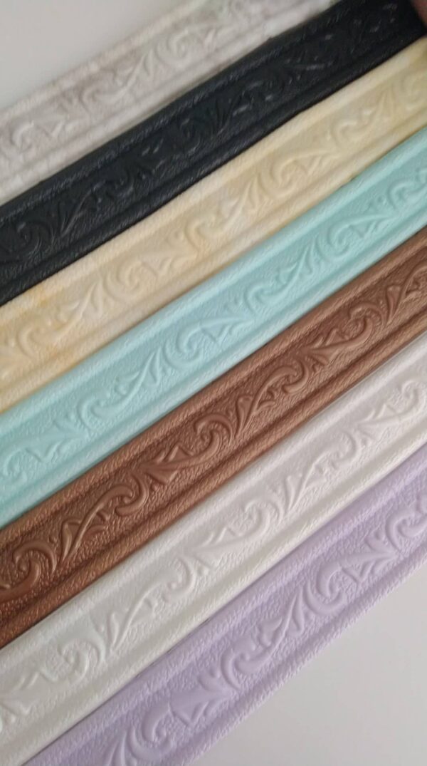 Cornice Adesiva 3D